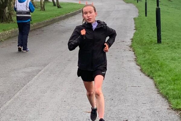 Rachel Hughes en route to a new PB and second lady overall at the Dungannon Parkrun 15-01-22